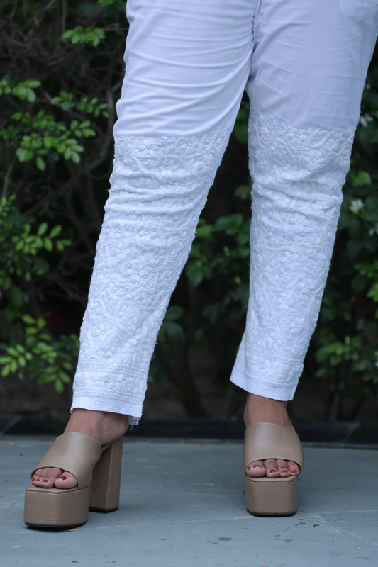 Knee Embroidery Cotton Pants With Pockets B1