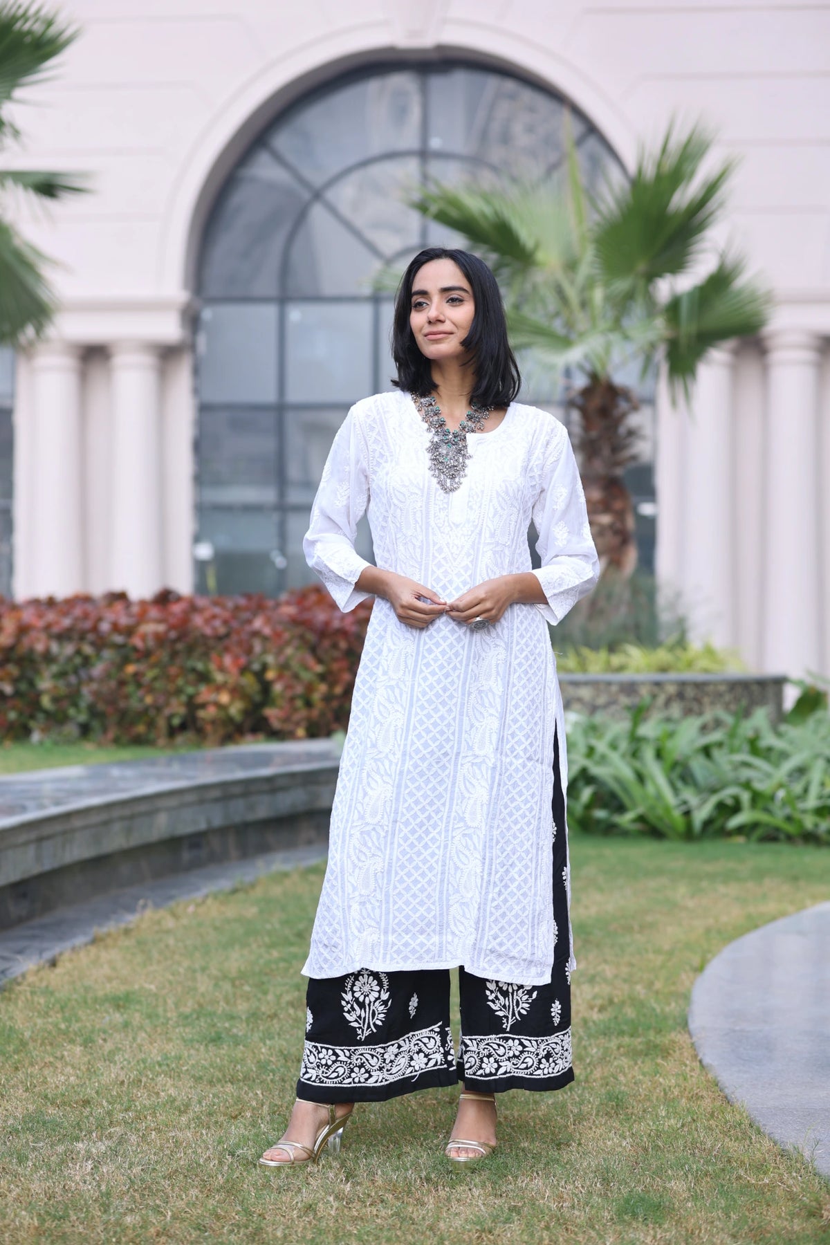 Tasnim Pure White Muslin Kurti